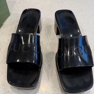 Gucci Glossy Black Women's Sandals